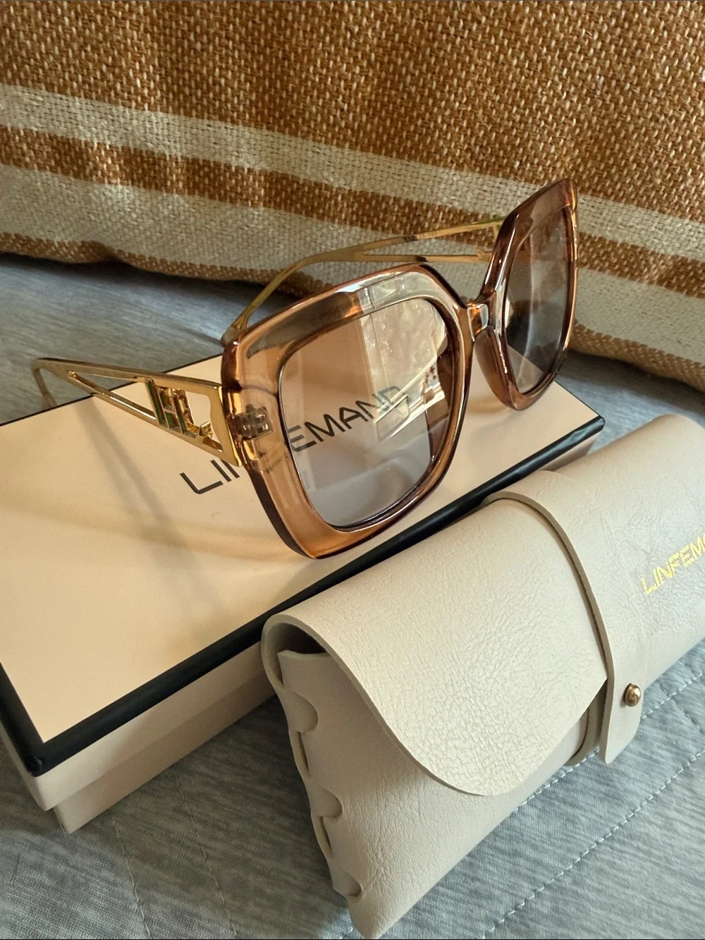 Women’s Square Gradient Sunglasses in Brown - NIB